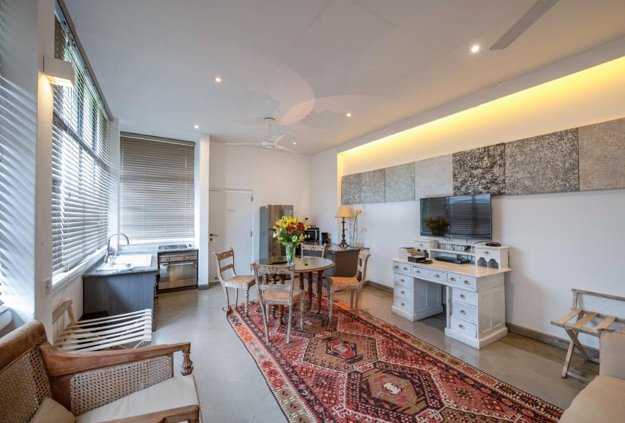 קולומבו 55Tg Boutique Suites מראה חיצוני תמונה
