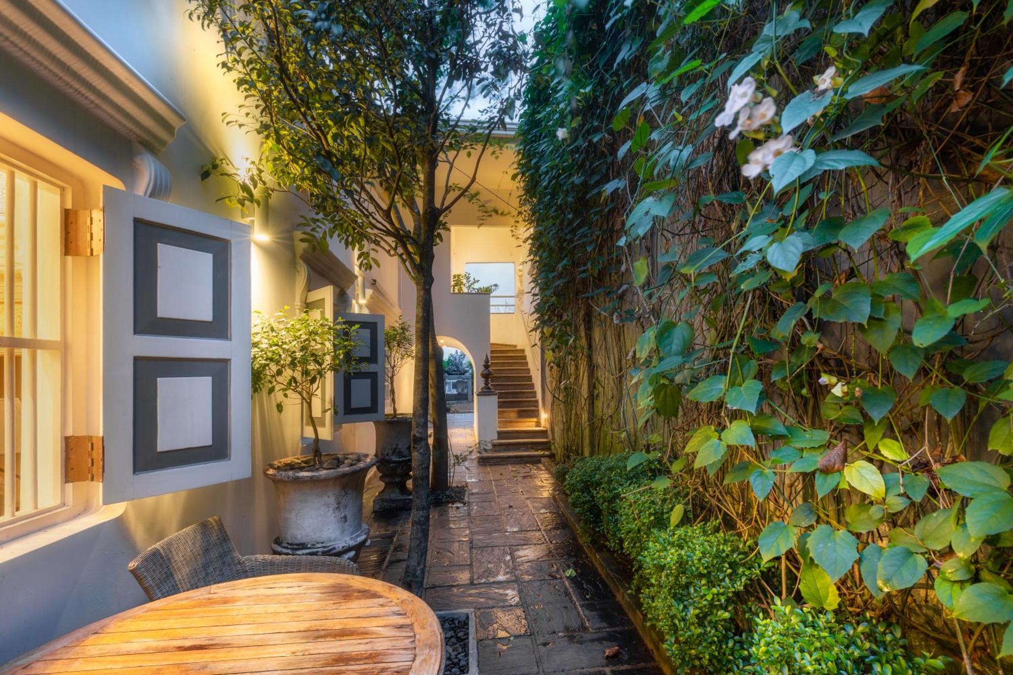 קולומבו 55Tg Boutique Suites מראה חיצוני תמונה