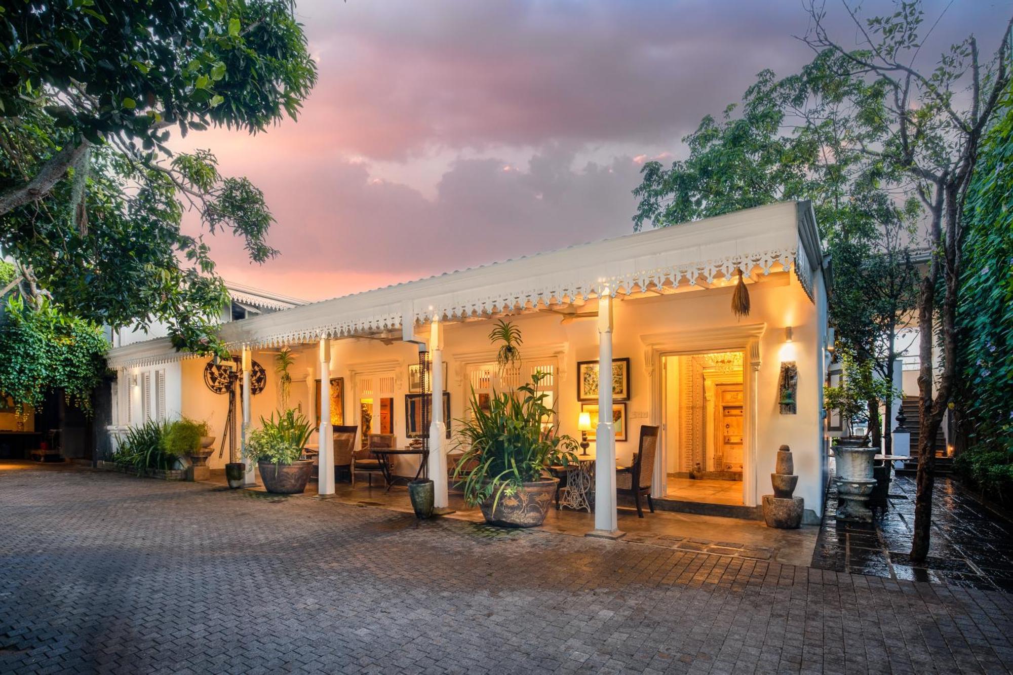 קולומבו 55Tg Boutique Suites מראה חיצוני תמונה